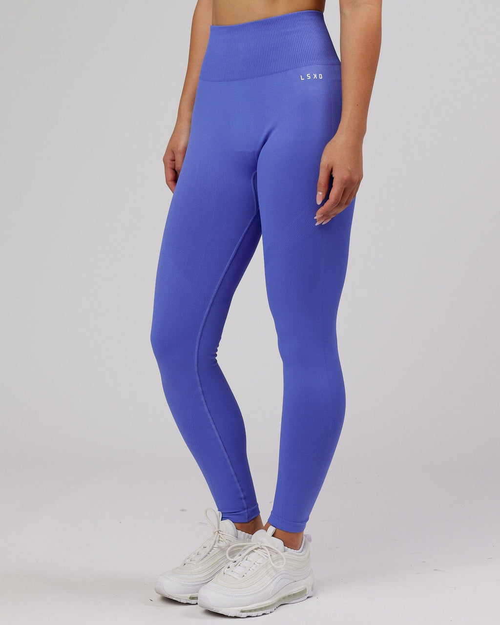 Model wearing Limitless Seamless Full Length Tight - Cornflower Blue