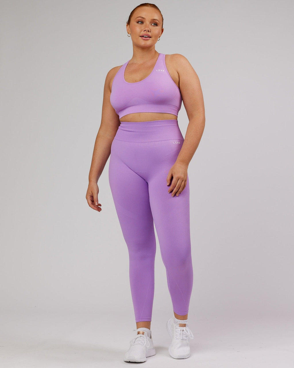 Model wearing Limitless Seamless Full Length Tight - Lilac