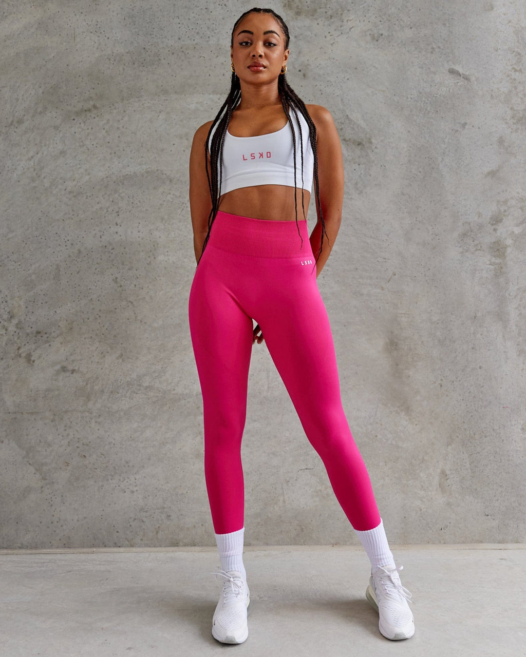 Model wearing Limitless Seamless Full Length Tight - Magenta