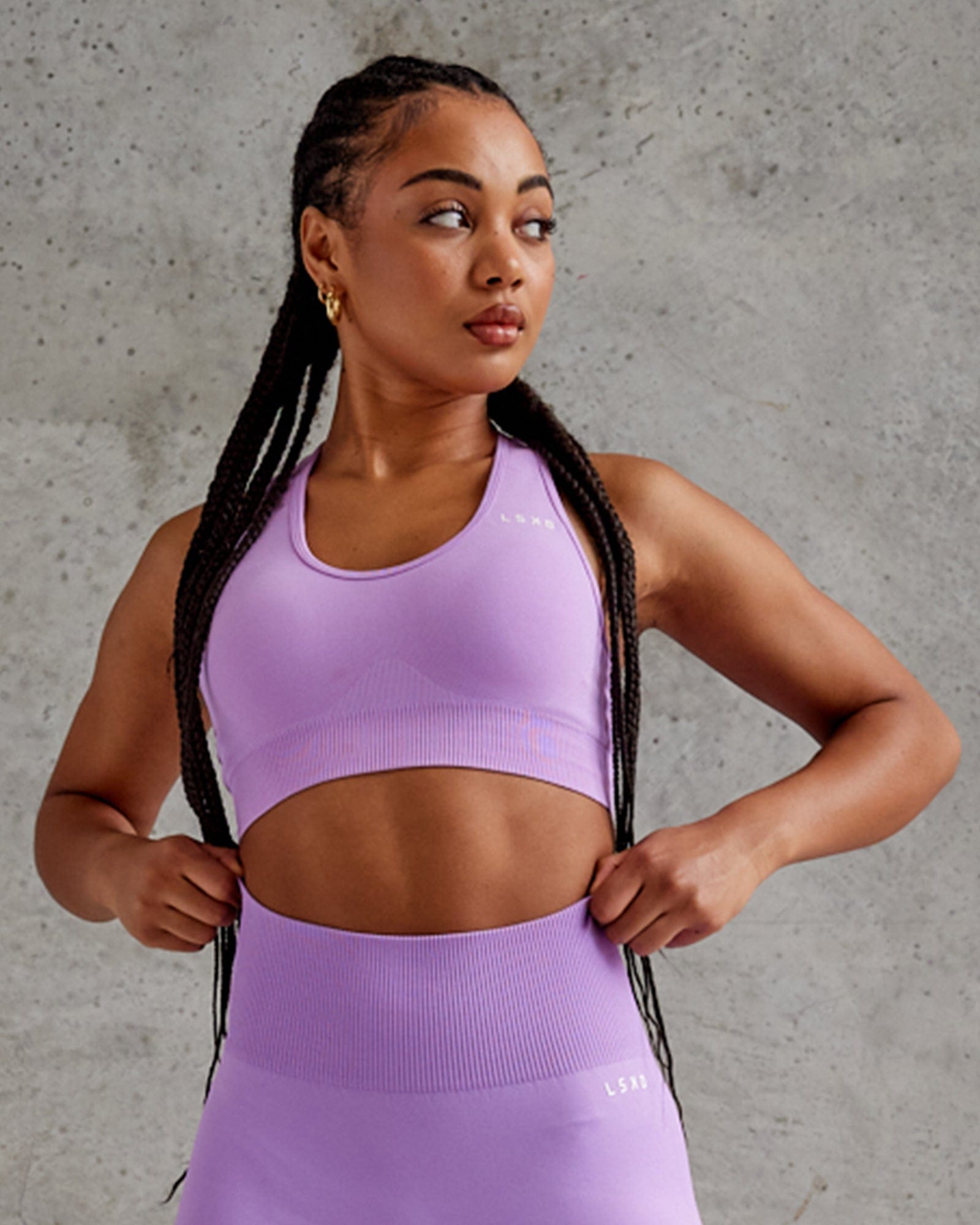Model wearing Limitless Seamless Sports Bra - Lilac