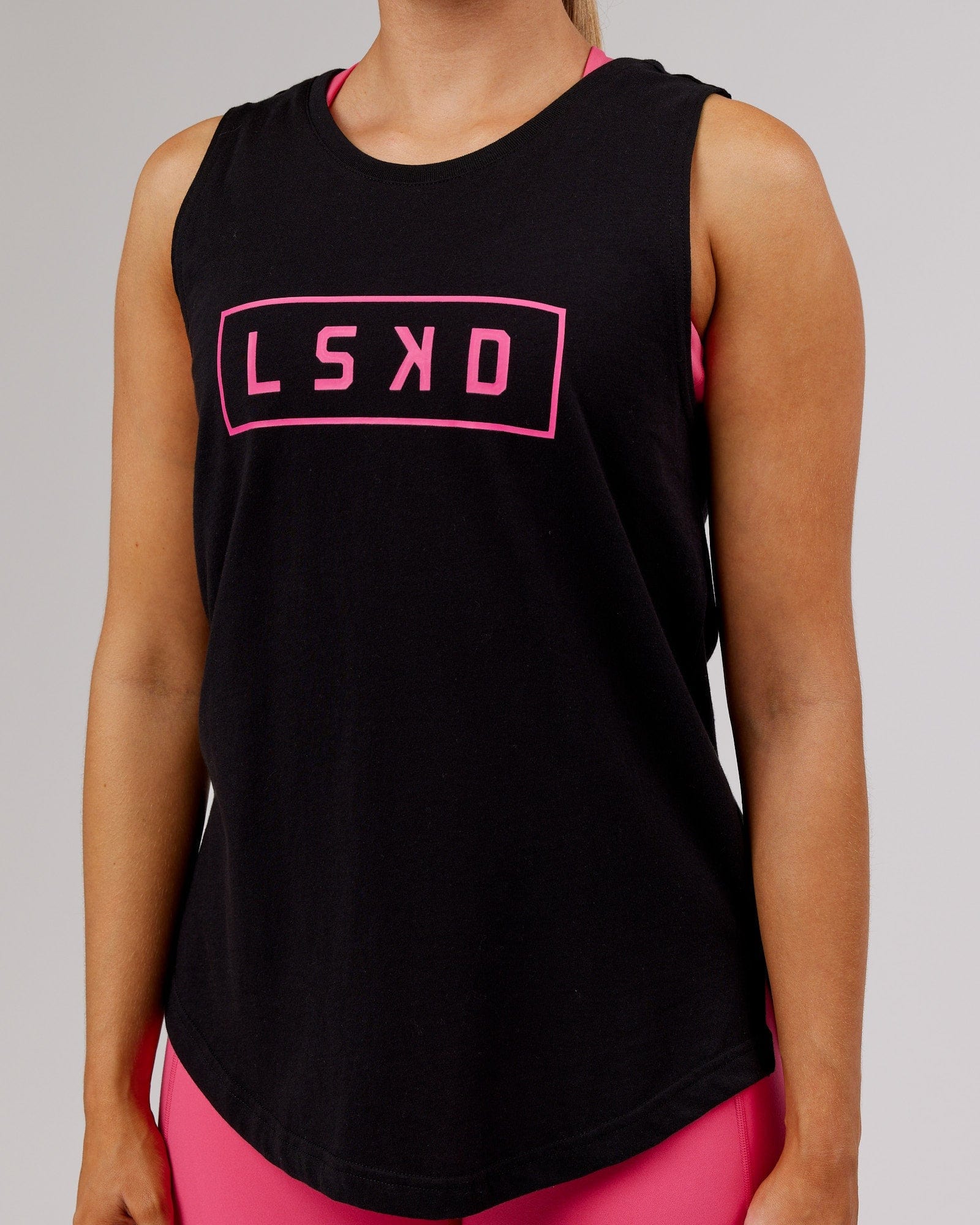 Model wearing Luna Tank - Black-Flamingo