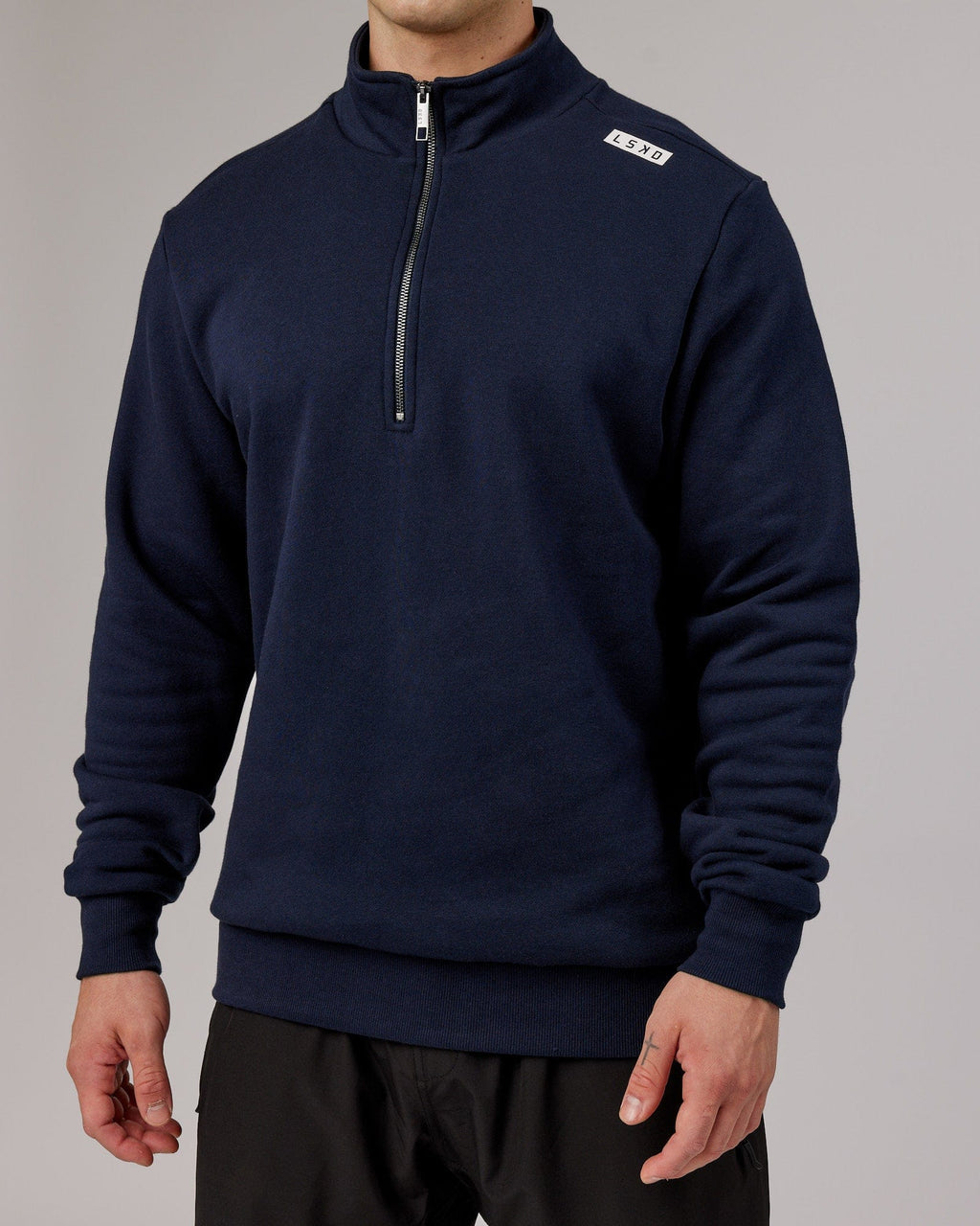 Model wearing Victory 1/4 Zip Sweater Oversize - Navy