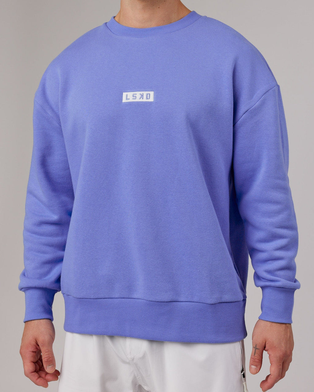 Model wearing Cornerstone Sweater Oversize - Cornflower Blue