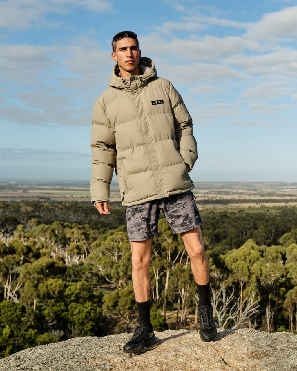 Model wearing Roasted Puffer Jacket Oversize 22 - Laurel Oak