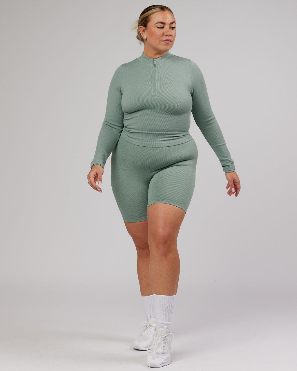 Model wearing Minimal 1/4 Zip LS Top - Frost