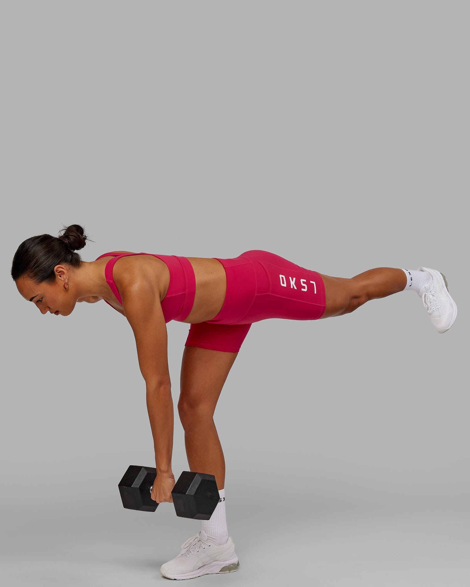 Model wearing Rep Mid Short Tight - Boysenberry