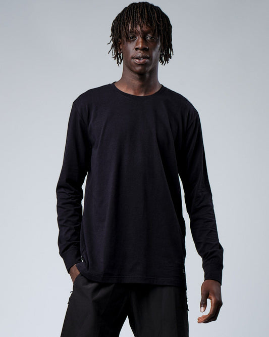 Model wearing Intensity FLXDRY Performance LS Tee - Black