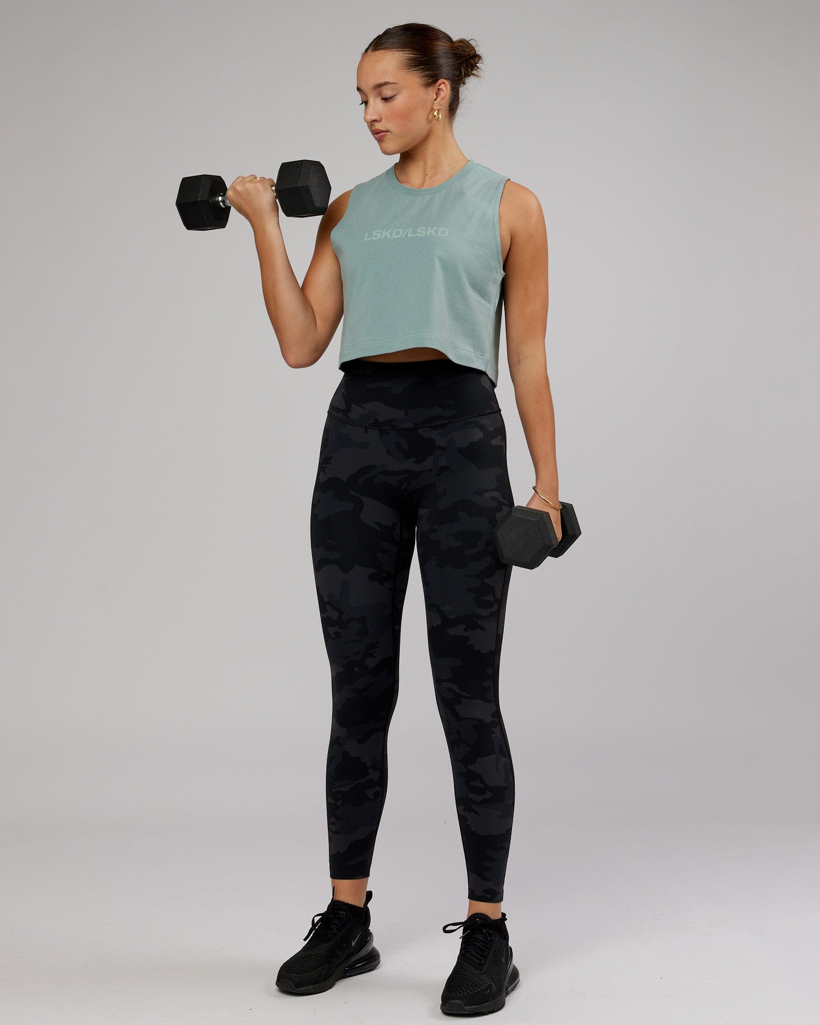 Model wearing Speedway FLXCotton Cropped Tank - Frost