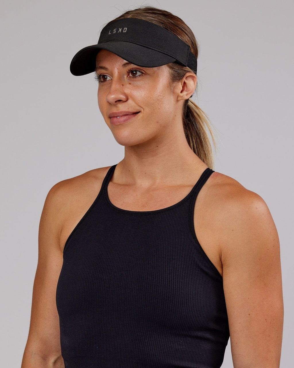 Model wearing Sprint Performance Visor - Black