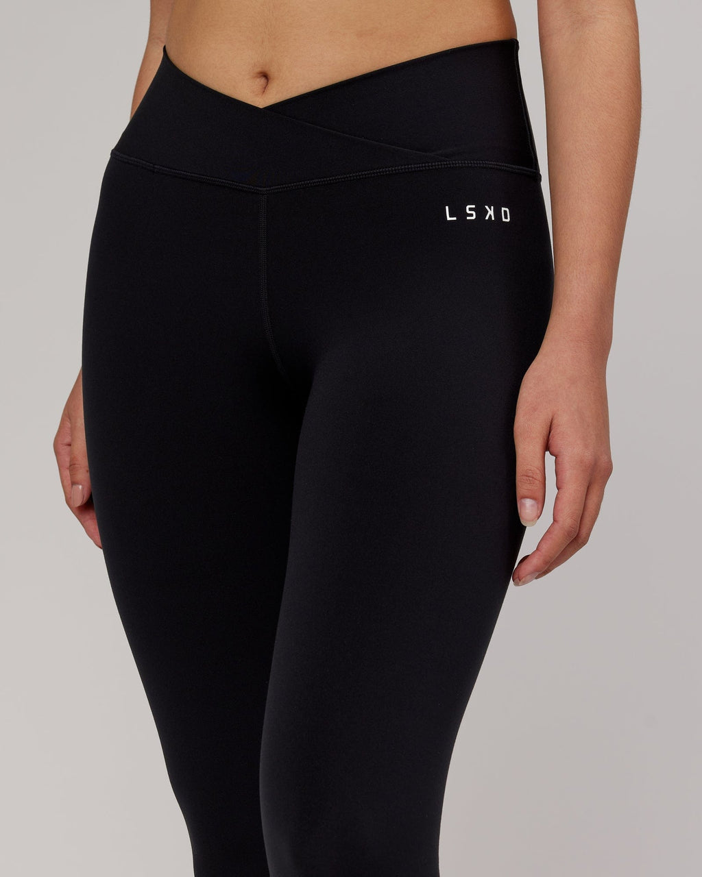 Model wearing Strike Full Length Tight - Black