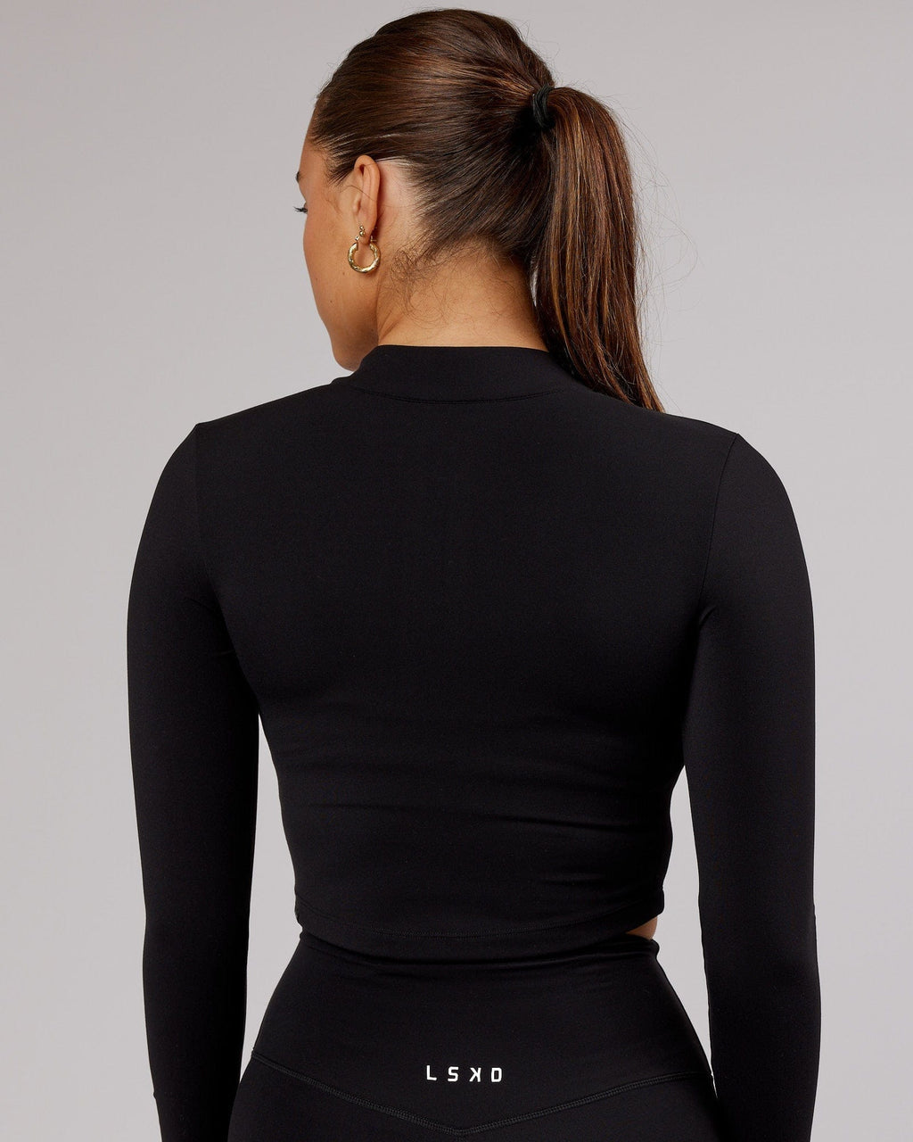 Model wearing Ultra LS Top - Black