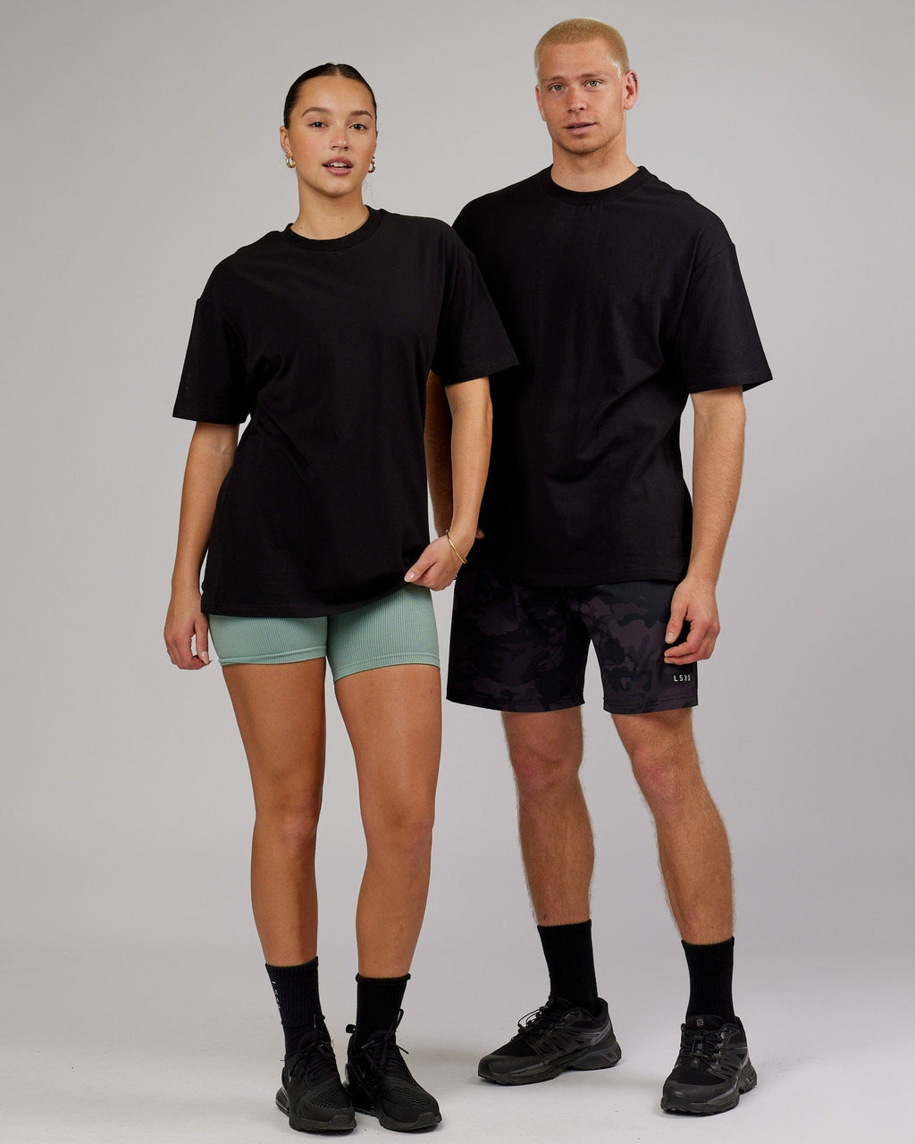 Model wearing Unisex LTRD FLXCotton Tee Oversize - Black-Black