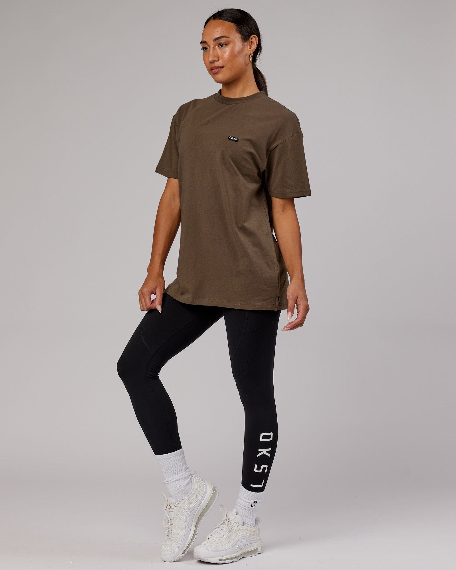 Model wearing Unisex Capsule FLXCotton Tee Oversize - Army Green