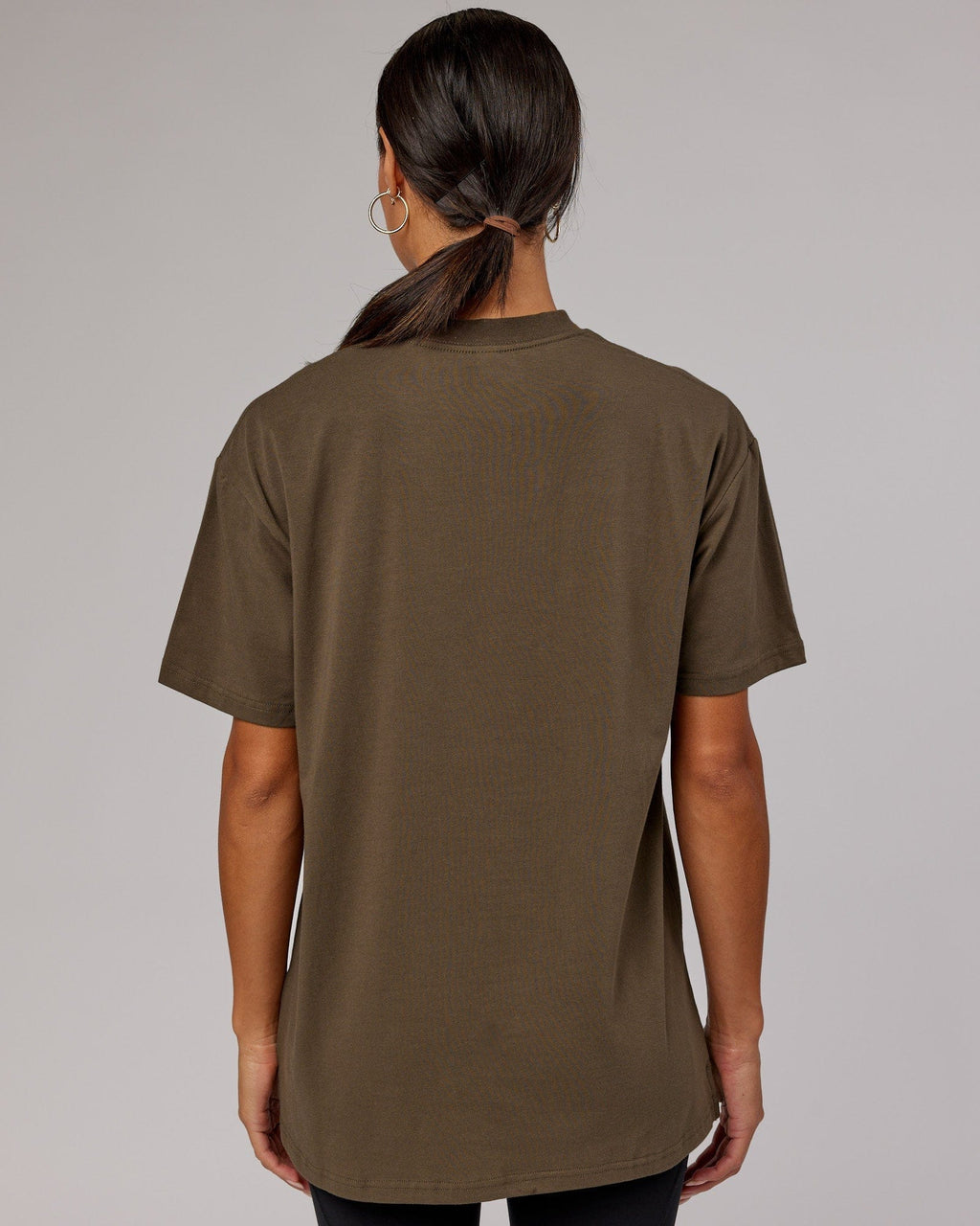 Model wearing Unisex Capsule FLXCotton Tee Oversize - Army Green