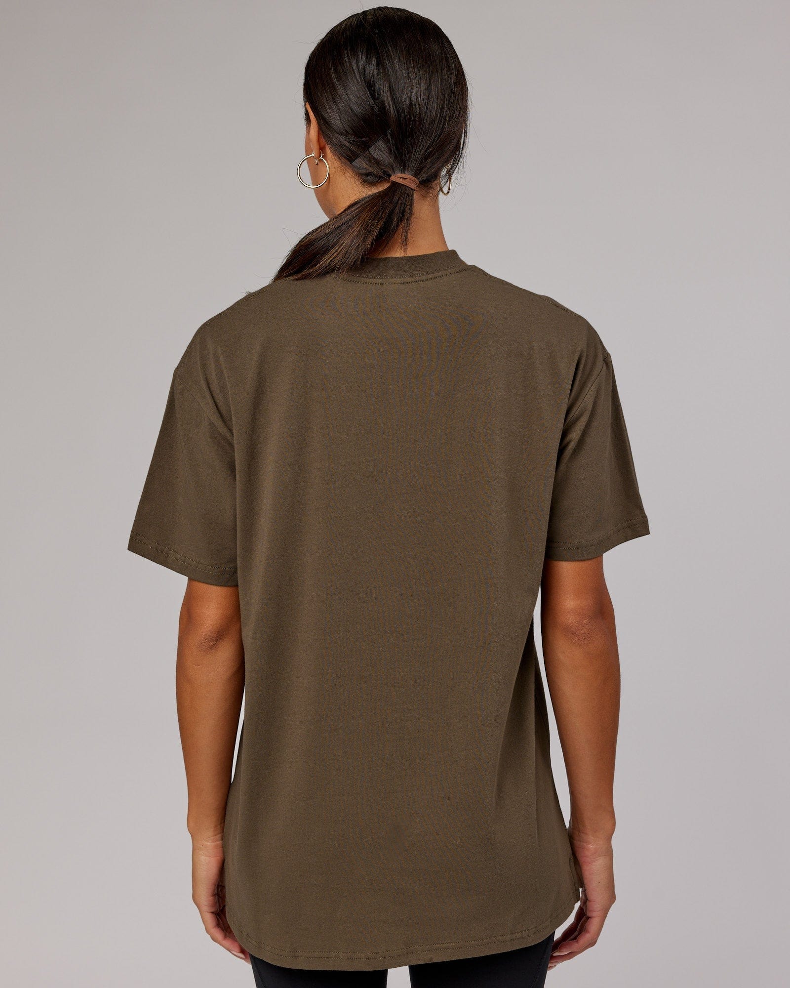 Model wearing Unisex Capsule FLXCotton Tee Oversize - Army Green