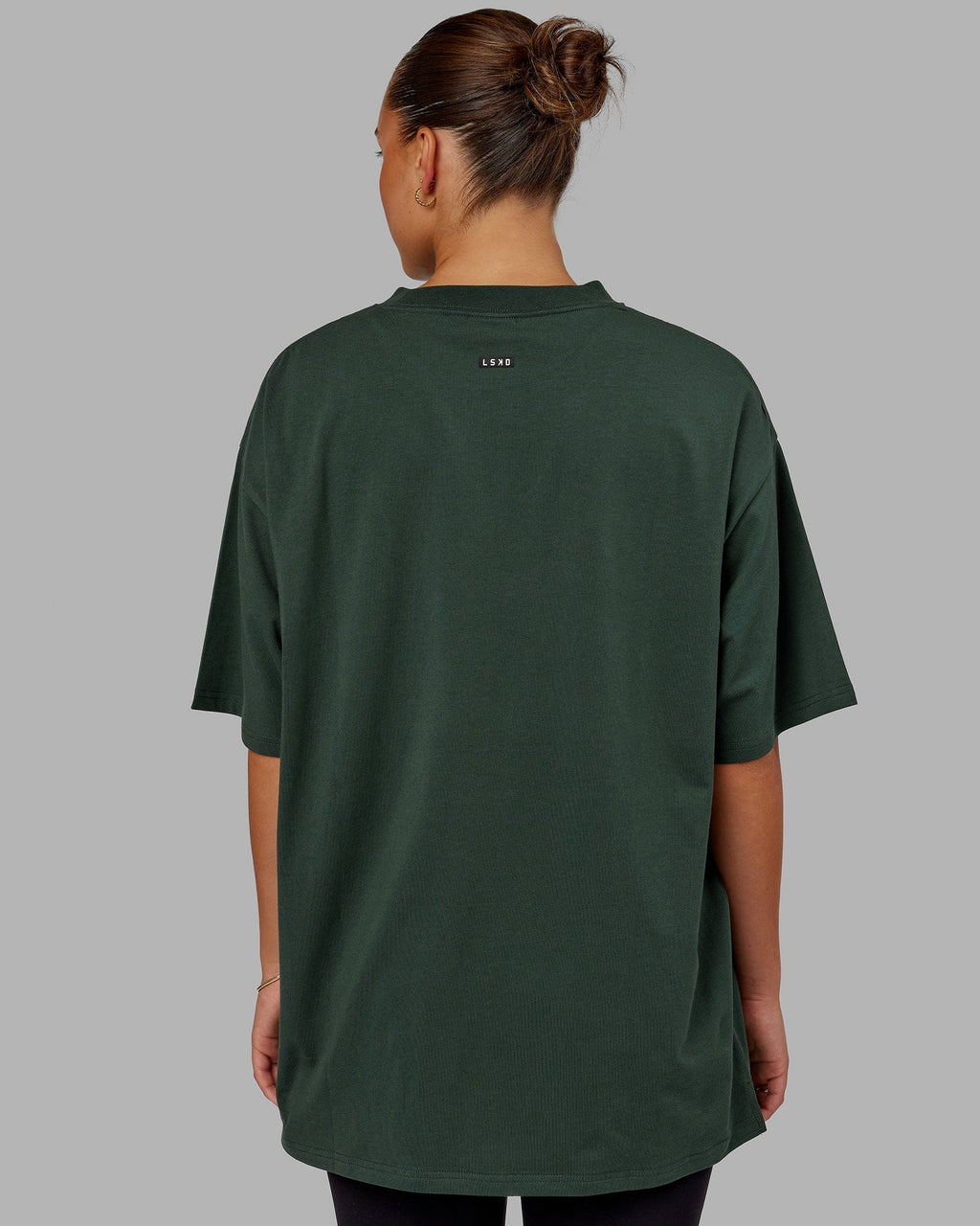 Model wearing Unisex Capsule FLXCotton Tee Oversize - Vital Green