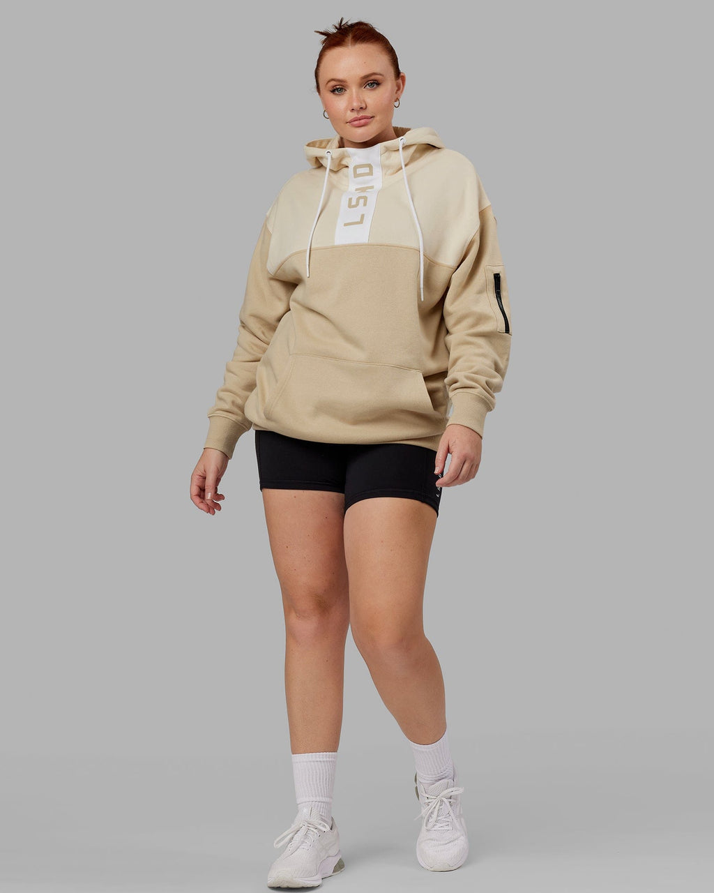 Model wearing Unisex Contrary Hoodie Oversize - Pale Khaki