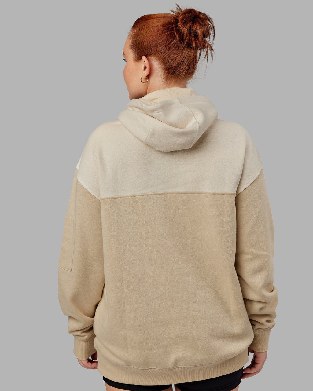 Model wearing Unisex Contrary Hoodie Oversize - Pale Khaki