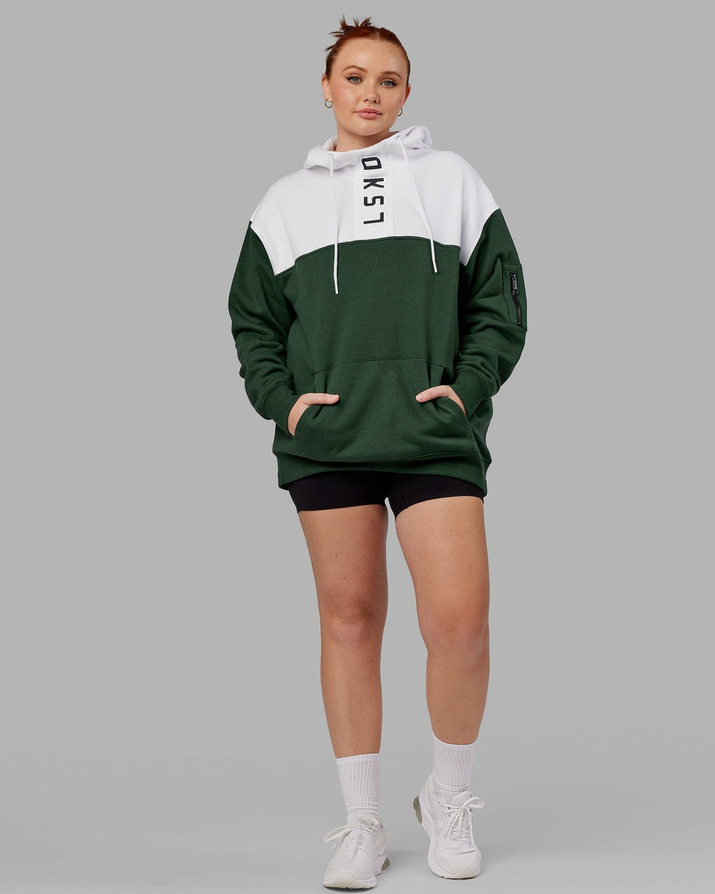 Model wearing Unisex Contrary Hoodie Oversize - Pineneedle-White