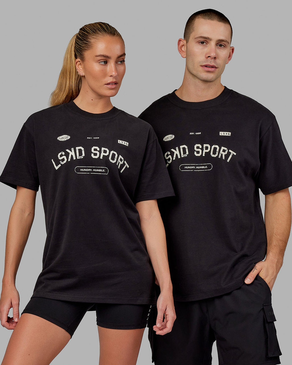 Model wearing Unisex Free Throw Heavyweight Tee Oversize - Black