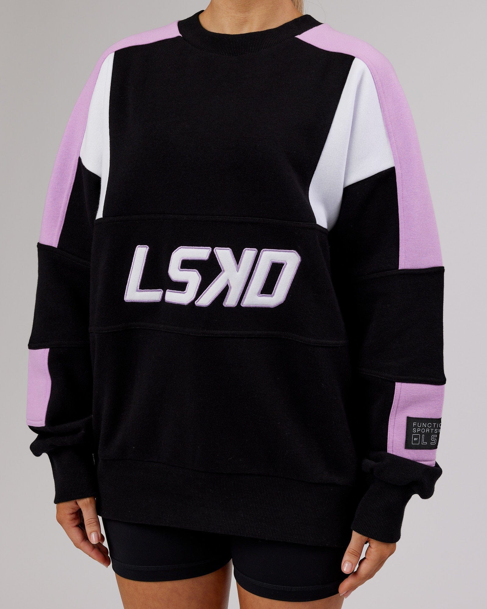Model wearing Unisex Slam Sweater Oversize - Black-Lilac