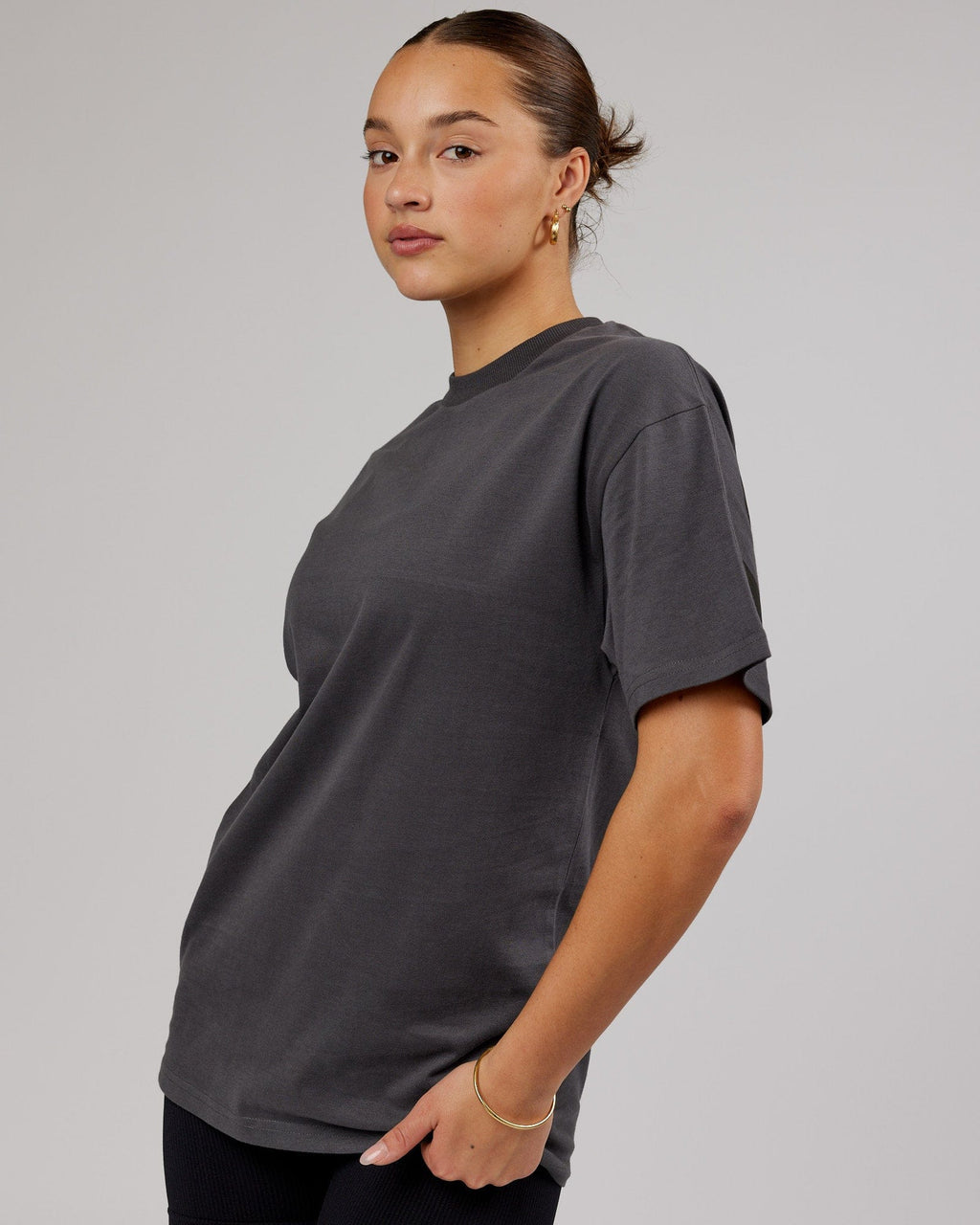 Model wearing Unisex Wrap Heavyweight Tee Oversize - Asphalt