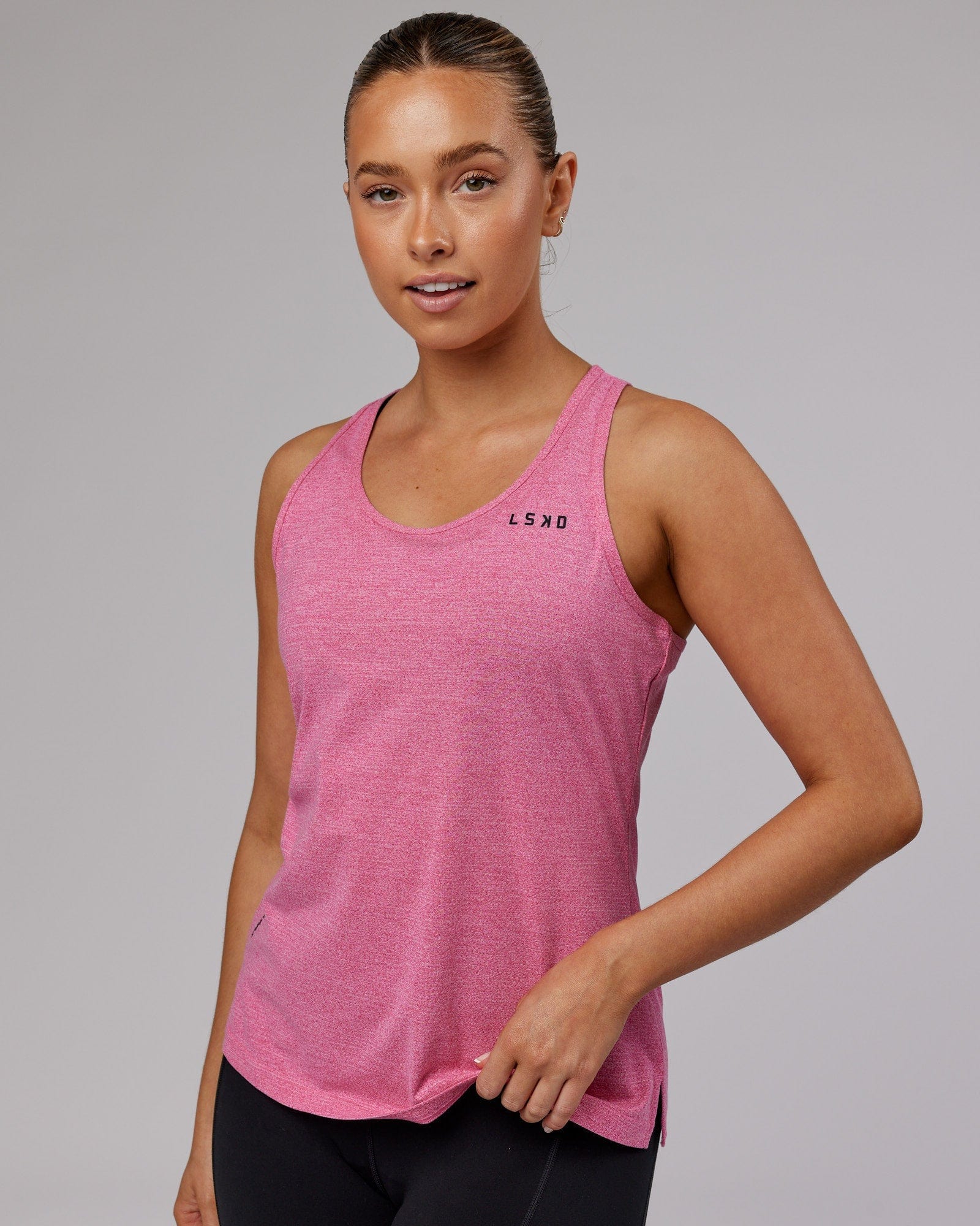 Model wearing Perform VapourFLX Tank - Magenta Marl