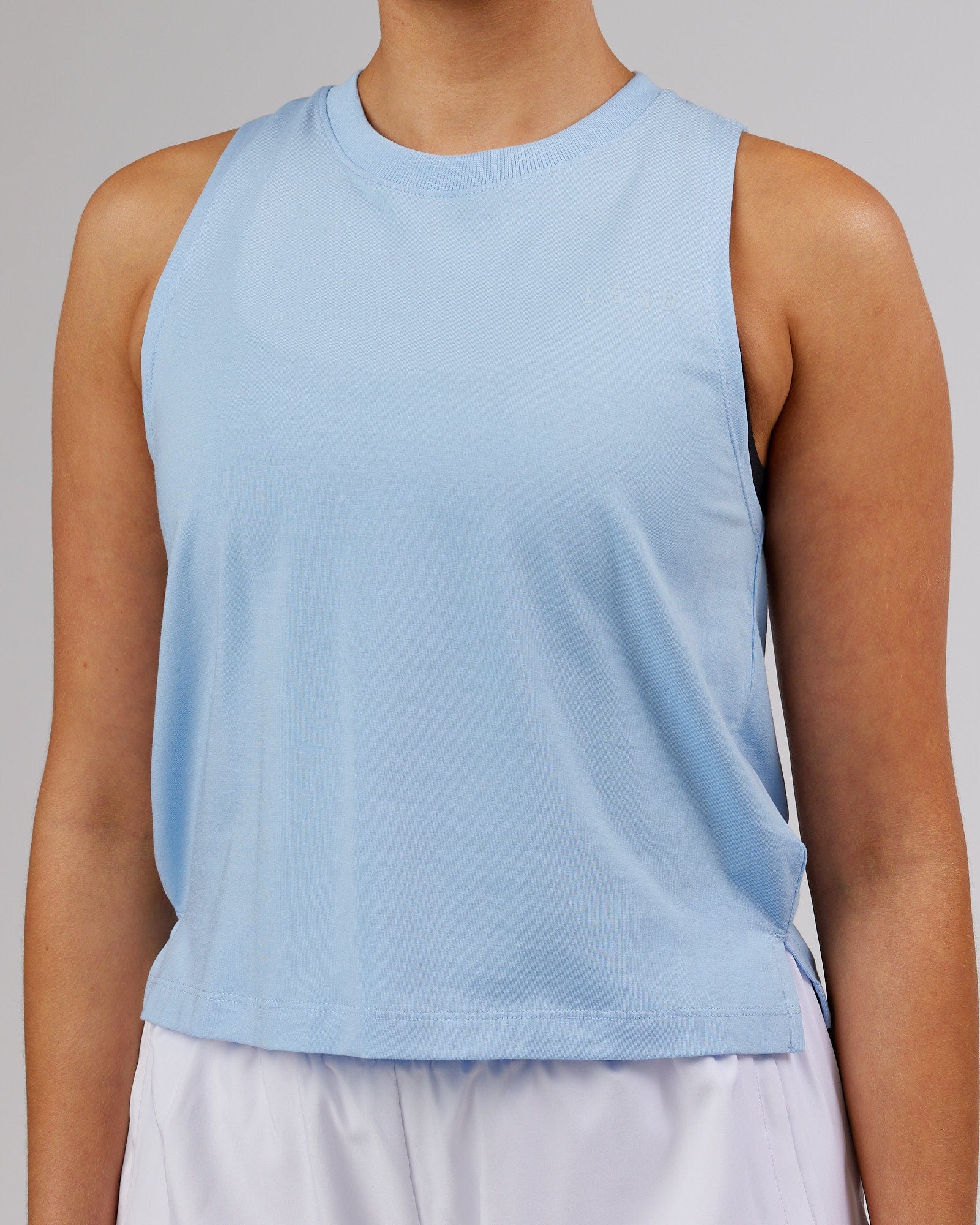 Model wearing Deluxe PimaFLX Tank - Windsurfer