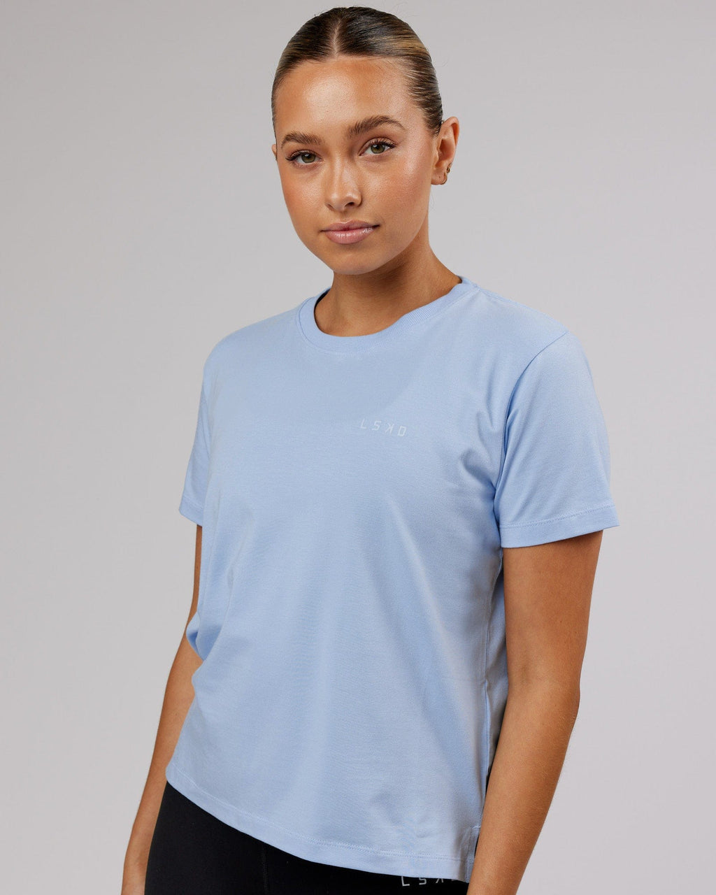 Model wearing Deluxe PimaFLX Tee - Windsurfer