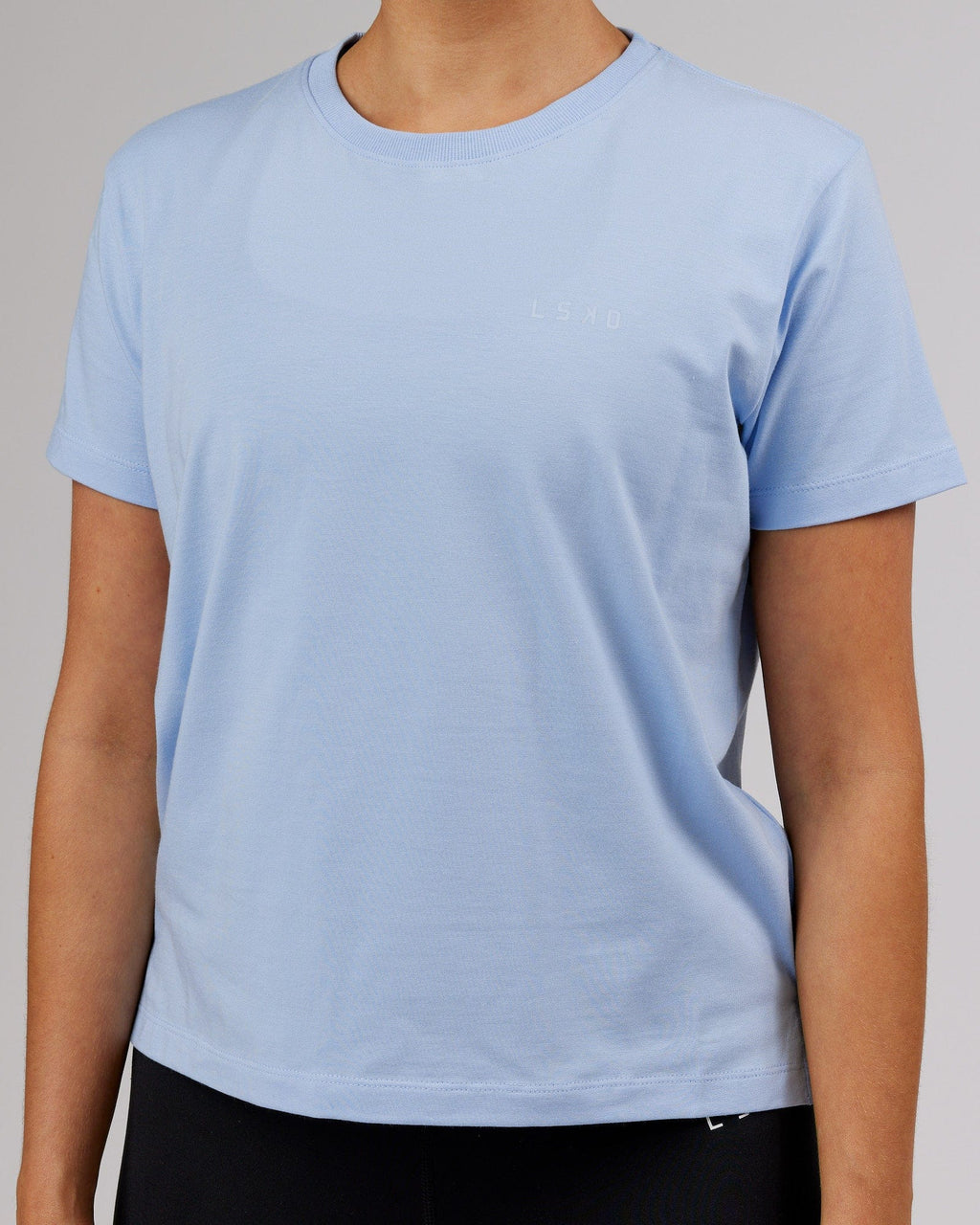 Model wearing Deluxe PimaFLX Tee - Windsurfer